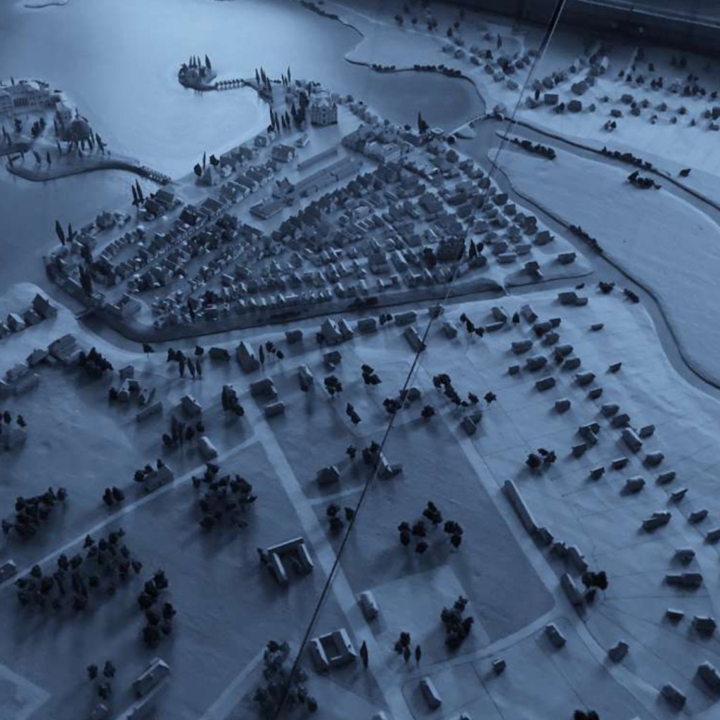 The sounds of a river that remembers everything the city doesn't